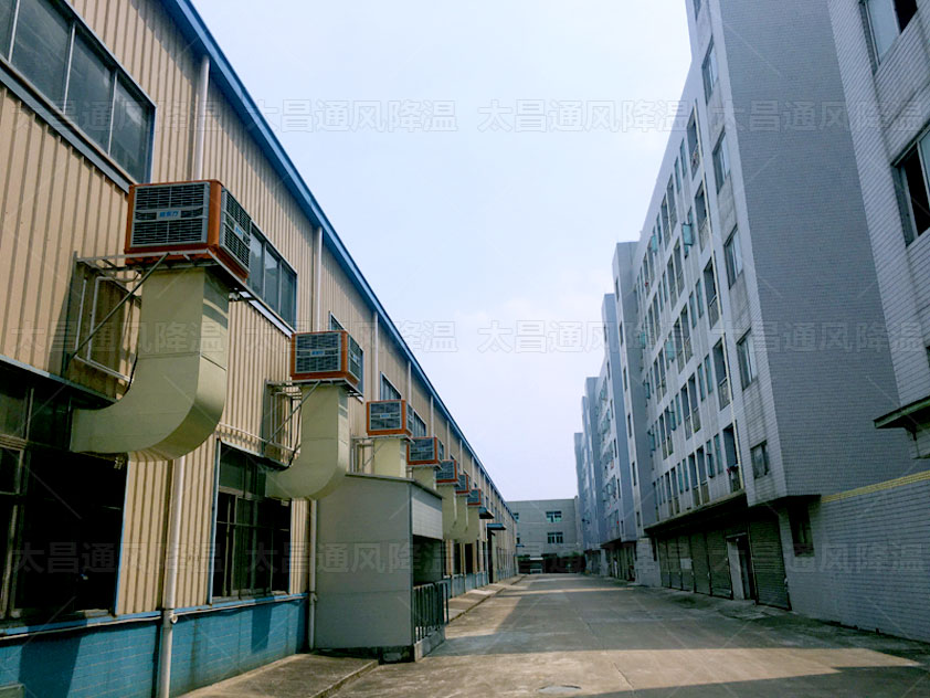 車間降溫方案配置節(jié)能環(huán)?？照{(diào)，使用效果沒話說